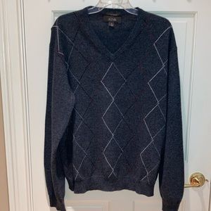 Men’s cashmere Sweater. Tasso Elba.